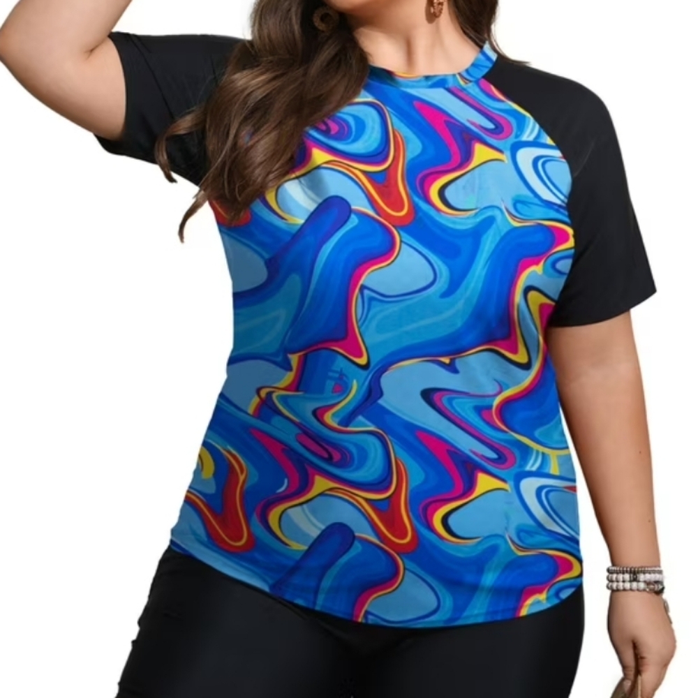 FOLUNSI Women Plus Short Sleeve    Rashguard Swim Top